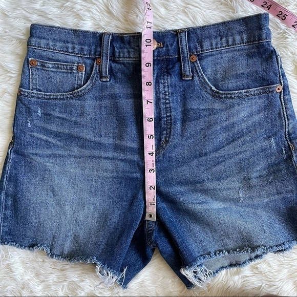 Madewell Shorts High-Rise Denim Jean Cutoffs in Glenoaks Wash Medium Wash 26 - Picture 13 of 14